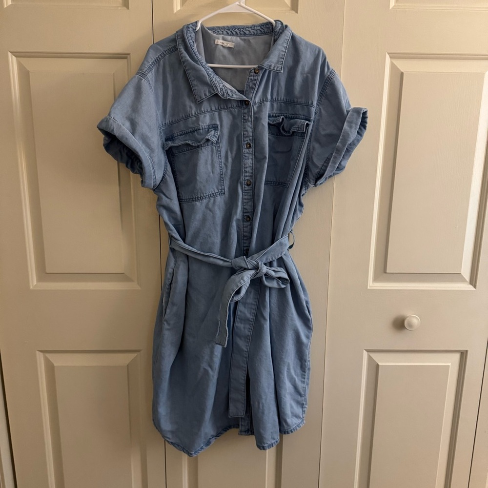 Maurices Plus Size Denim Tie Waist Short Sleeve Shirt Dress